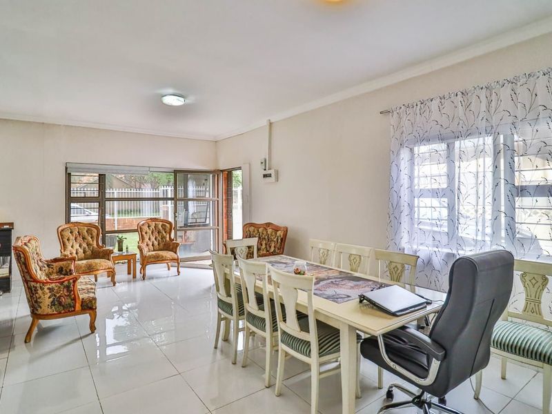 House For Sale in Discovery - Photo 8