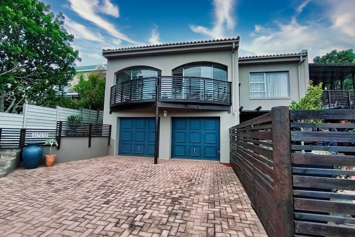 House For Sale in Herolds Bay - Photo 2