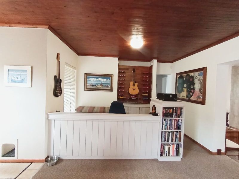 House For Sale in Herolds Bay - Photo 10