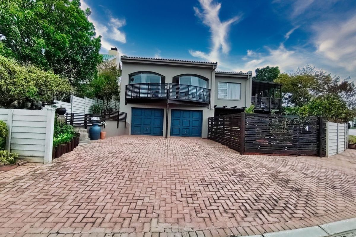 House For Sale in Herolds Bay - Photo 3