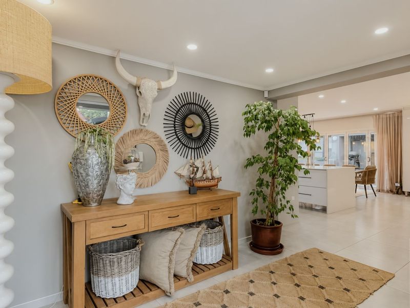House For Sale in Sundowner - Photo 3