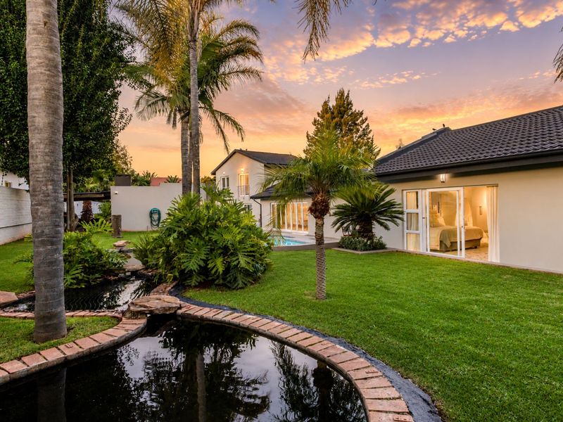 House For Sale in Sundowner - Photo 1