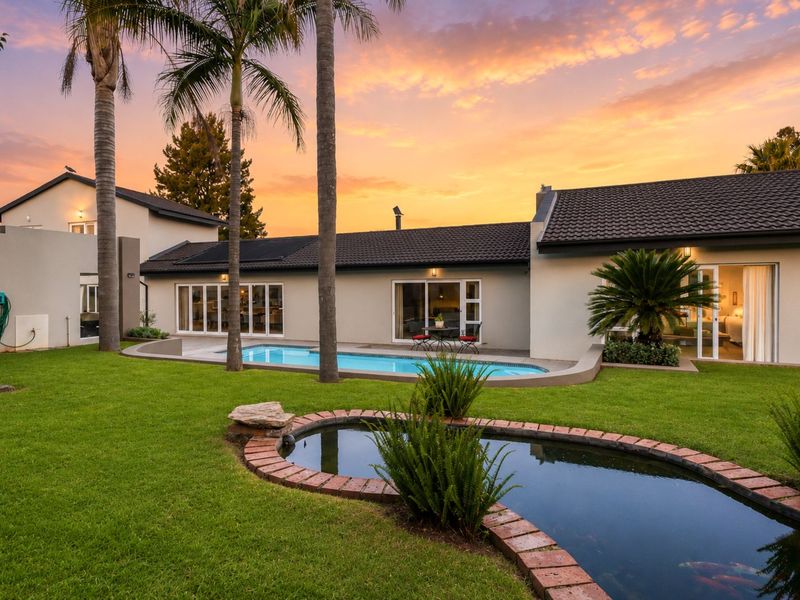 House For Sale in Sundowner - Photo 2