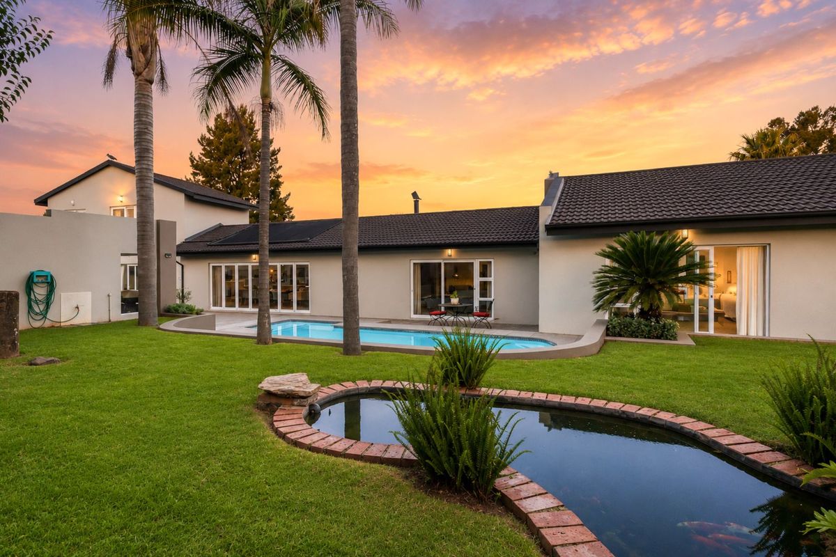 House For Sale in Sundowner - Photo 2