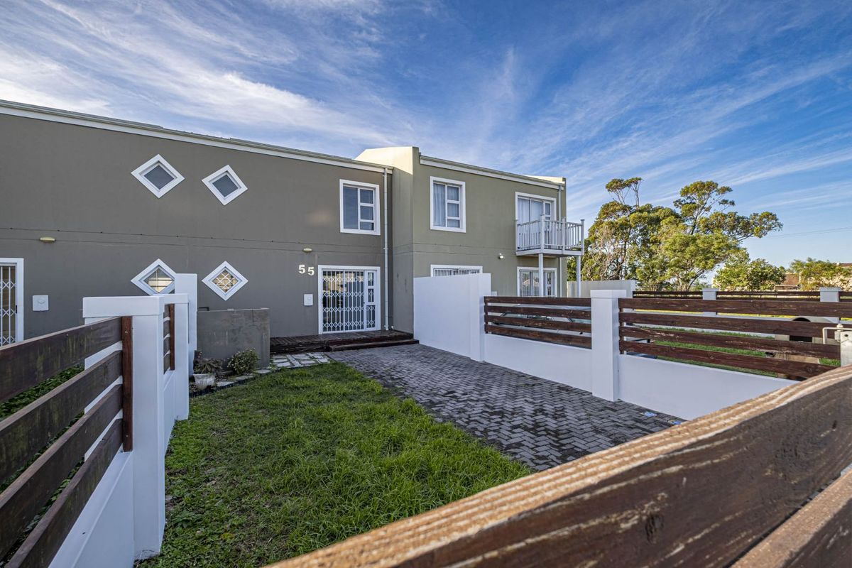 House For Sale in Parsonsvlei - Photo 3