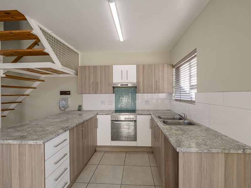 House For Sale in Parsonsvlei - Photo 6