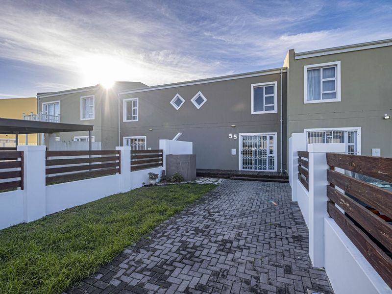 House For Sale in Parsonsvlei - Photo 1
