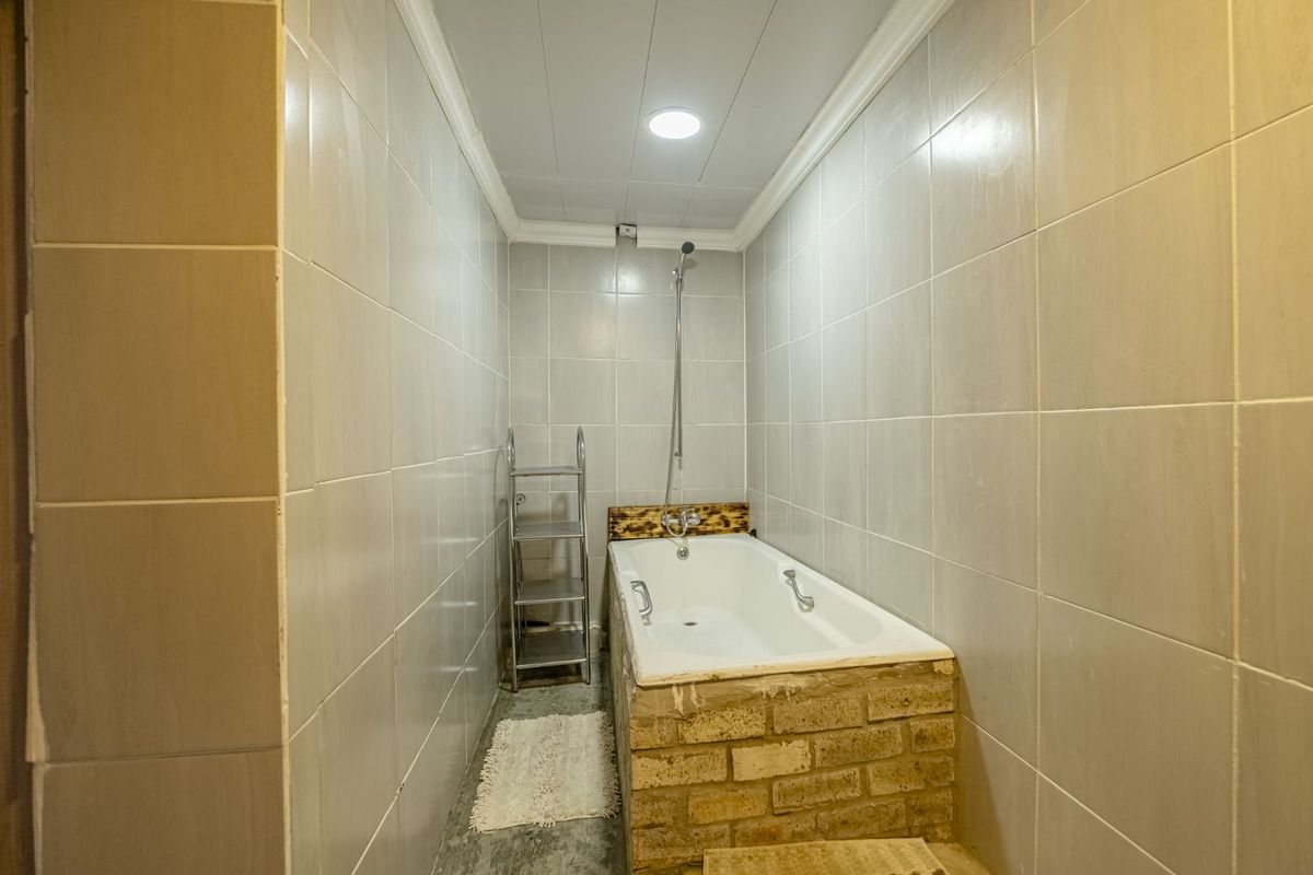 House For Sale in Gqeberha Central - Photo 5