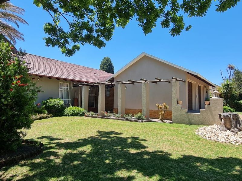 House For Sale in Secunda Central - Photo 4
