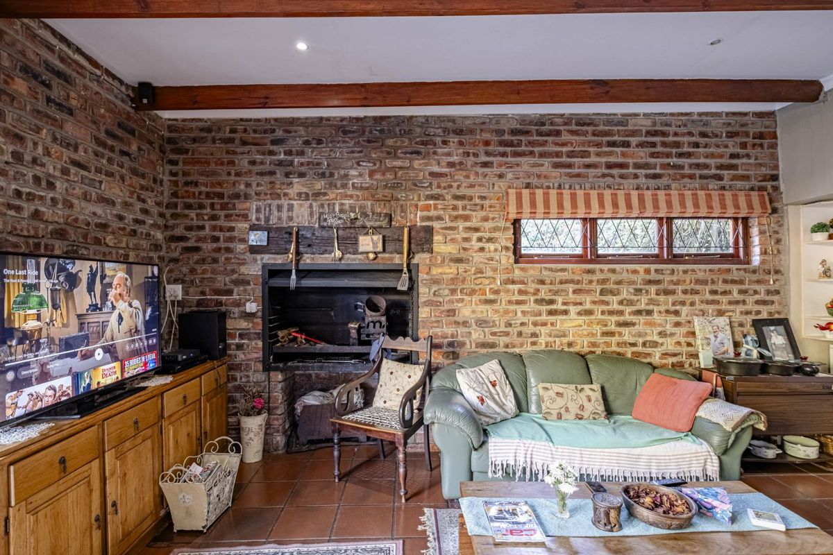 House For Sale in Gqeberha Central - Photo 3