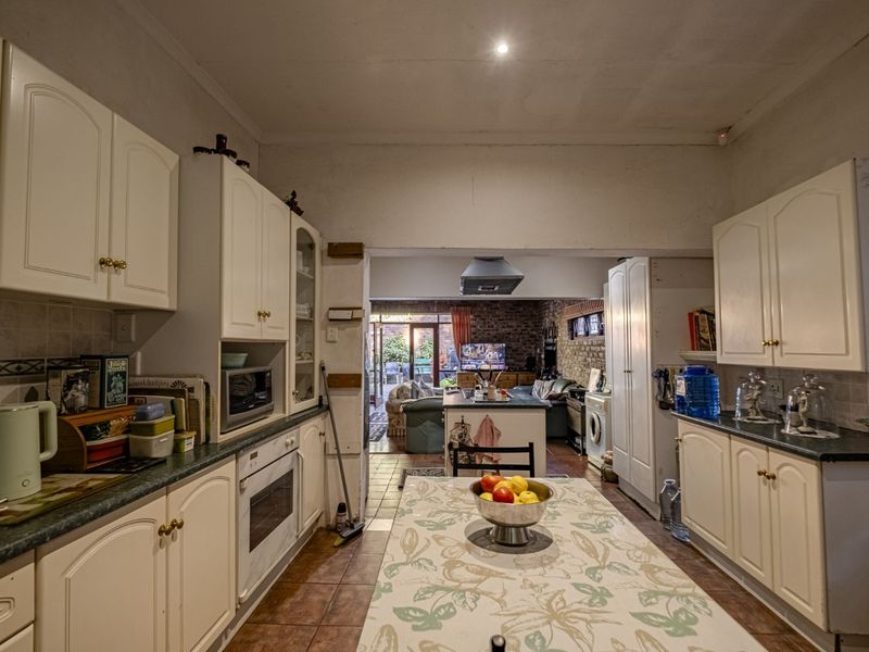 House For Sale in Gqeberha Central - Photo 7