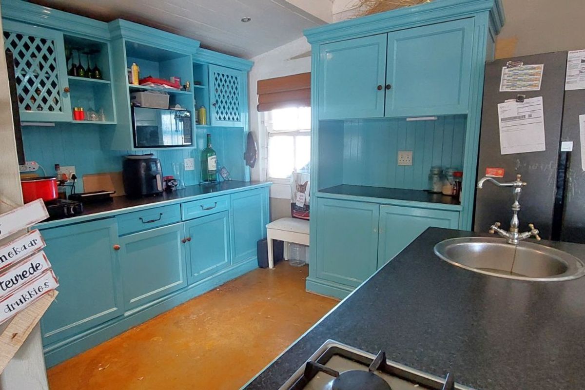 House For Sale in Pine Acres - Photo 5