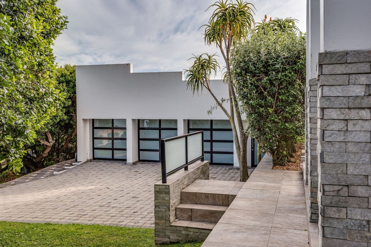 House For Sale in Seaview - Photo 4