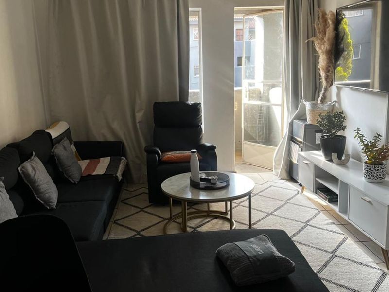 Apartment To Rent in North Riding - Photo 6