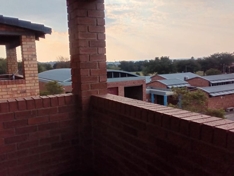 Apartment For Sale in Heuweloord - Photo 10
