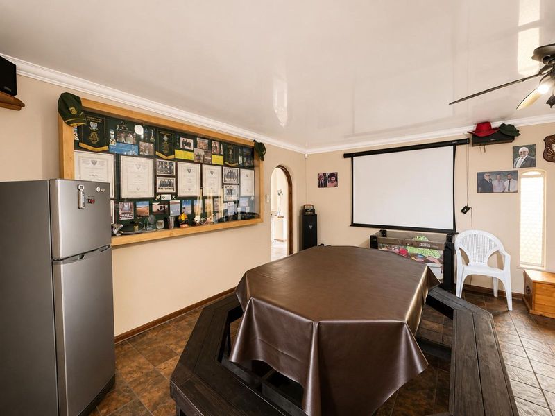 House For Sale in Secunda Central - Photo 8
