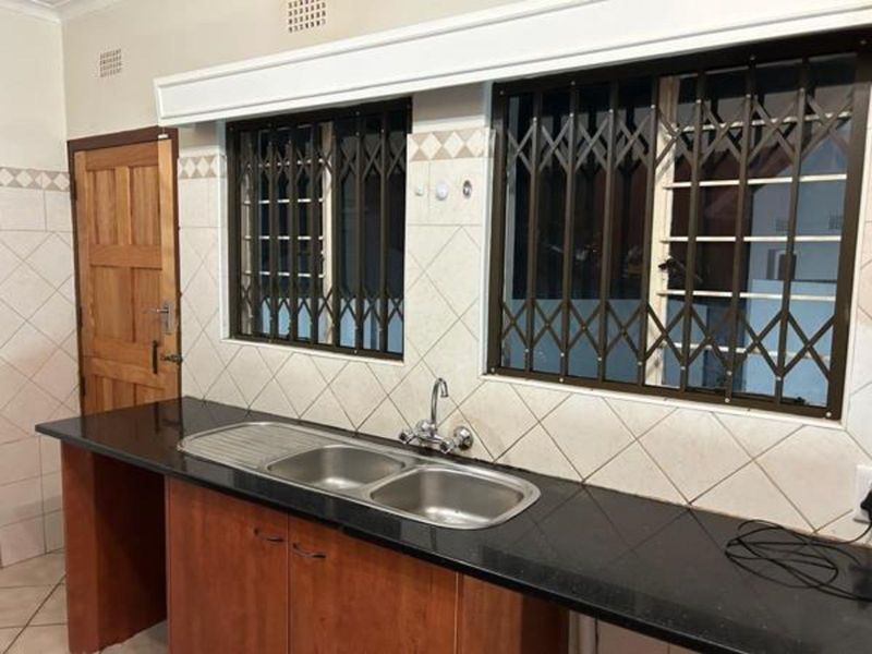 House To Rent in Randpark Ridge - Photo 6