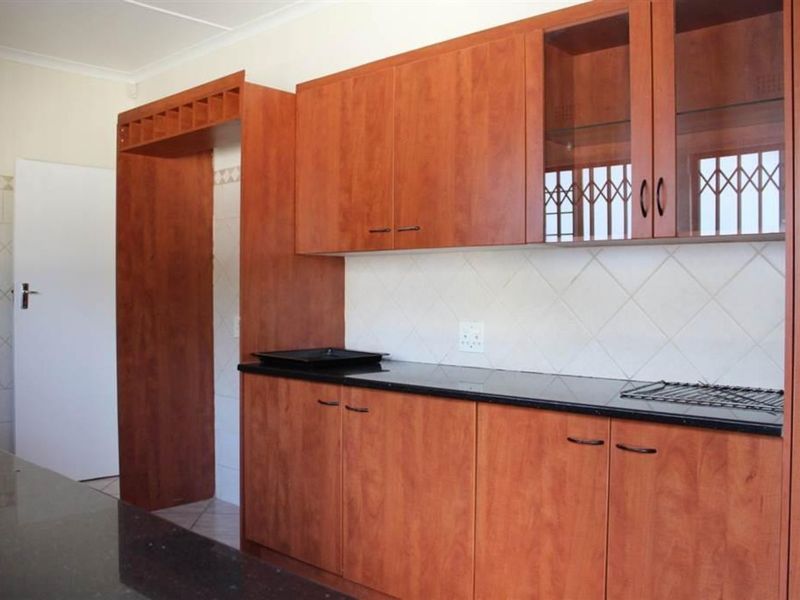 House To Rent in Randpark Ridge - Photo 8