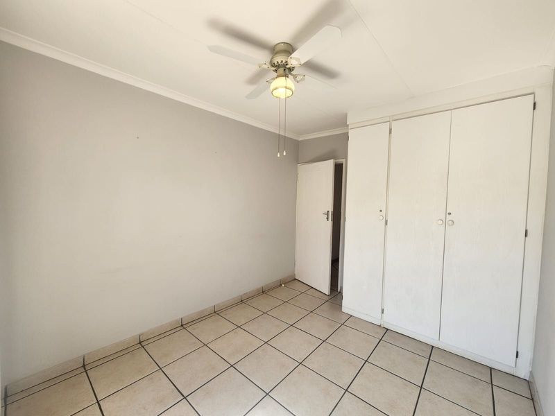 Townhouse For Sale in Amberfield - Photo 9