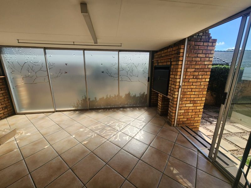 Townhouse For Sale in Amberfield - Photo 8