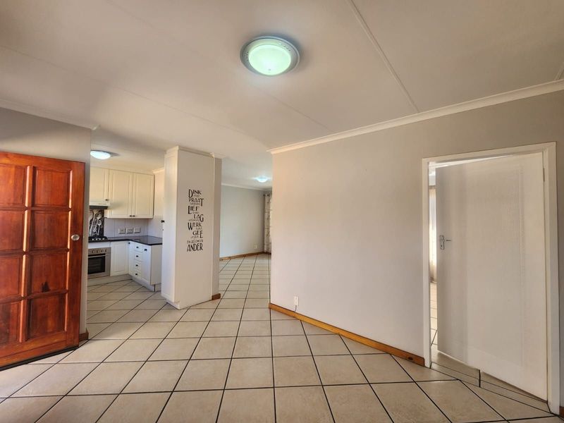 Townhouse For Sale in Amberfield - Photo 3