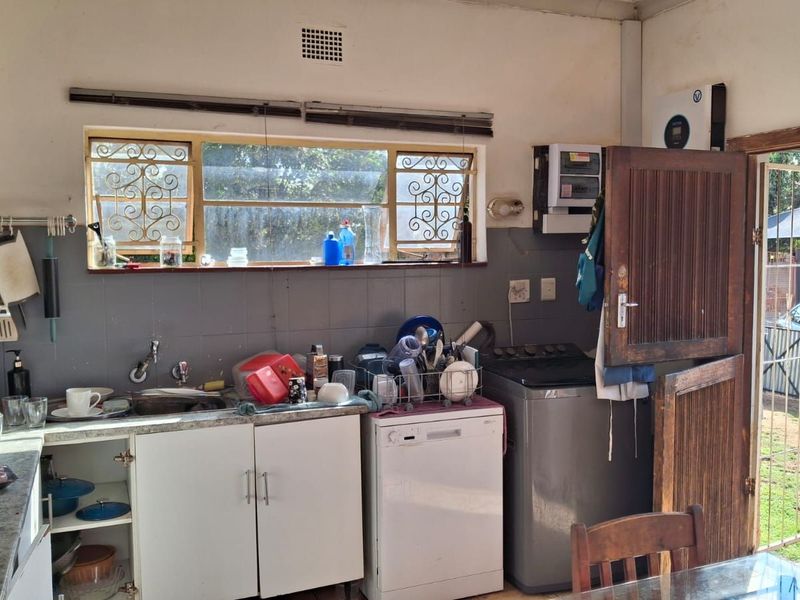 House For Sale in Capital Park - Photo 2