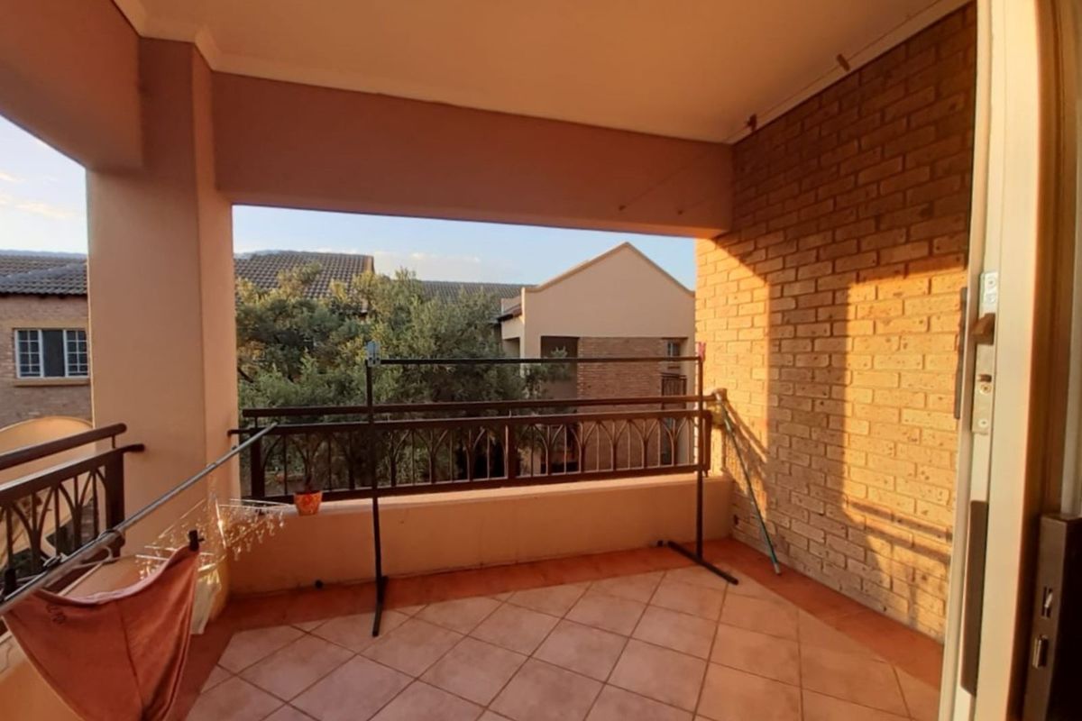 Apartment For Sale in Highveld - Photo 4