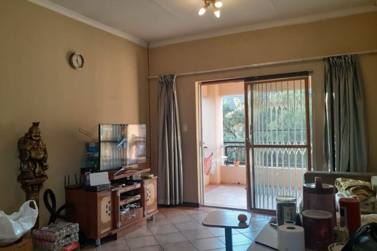 Apartment For Sale in Highveld - Photo 5