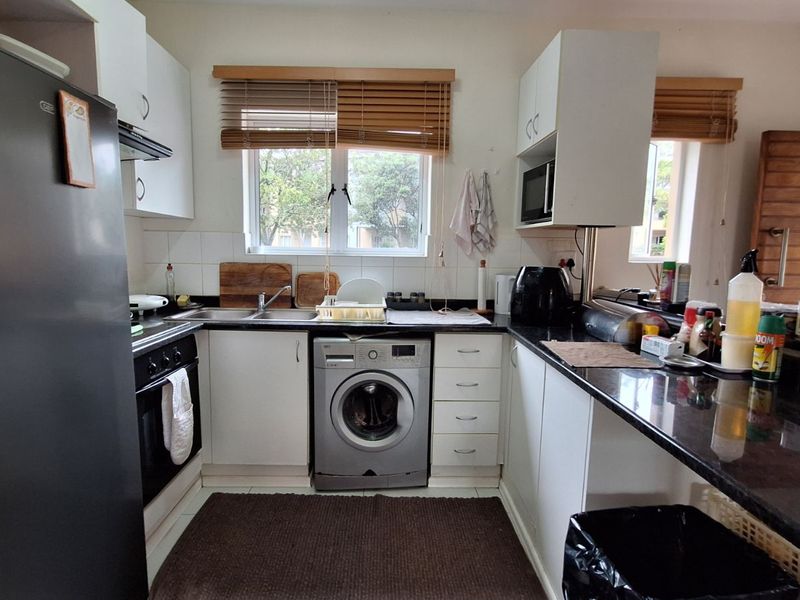 Apartment For Sale in Sheffield Beach - Photo 6