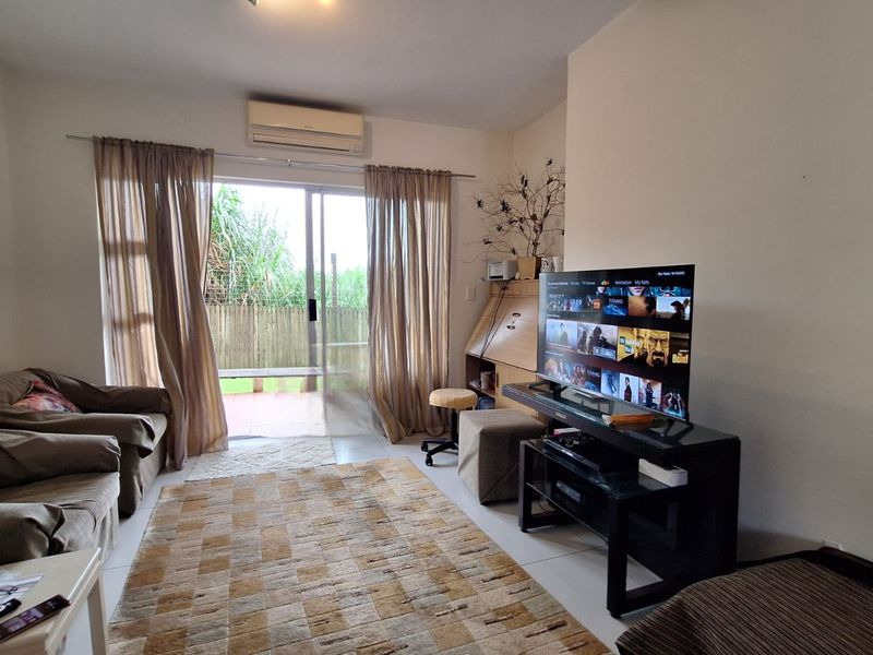Apartment For Sale in Sheffield Beach - Photo 4