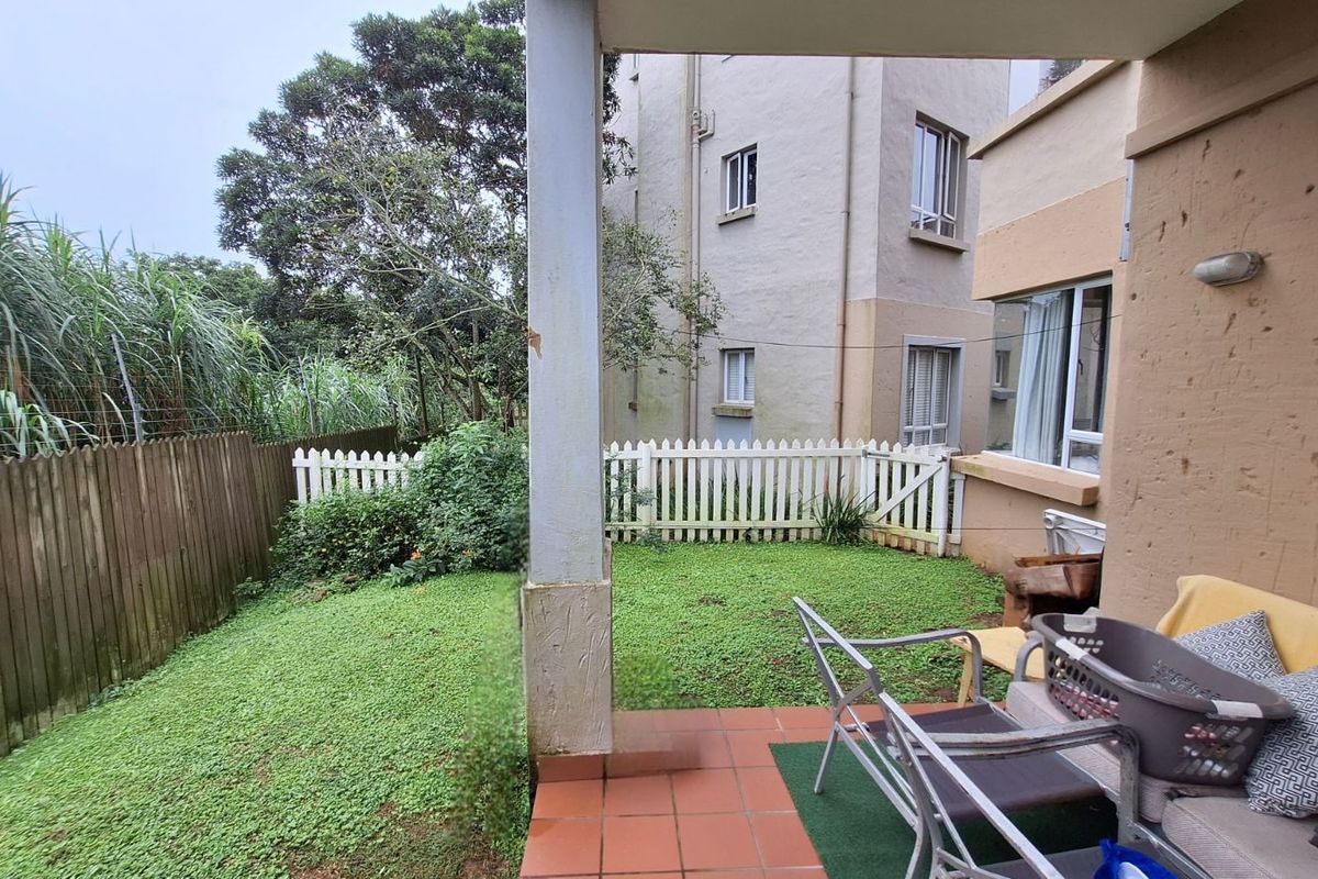 Apartment For Sale in Sheffield Beach - Photo 2