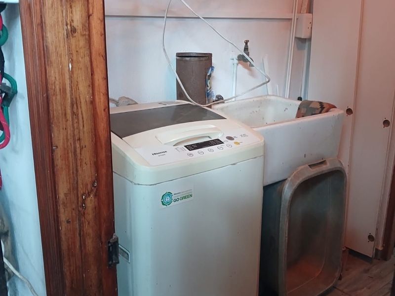 House To Rent in Glenwood - Photo 2
