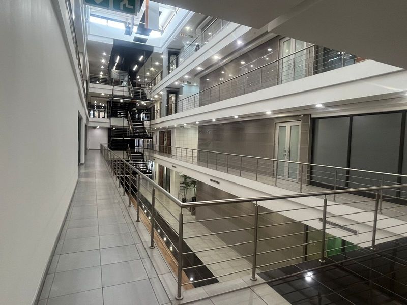Office To Rent in Highveld - Photo 5