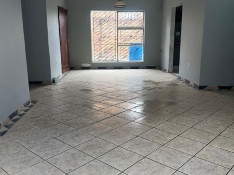 House To Rent in Edleen - Photo 9
