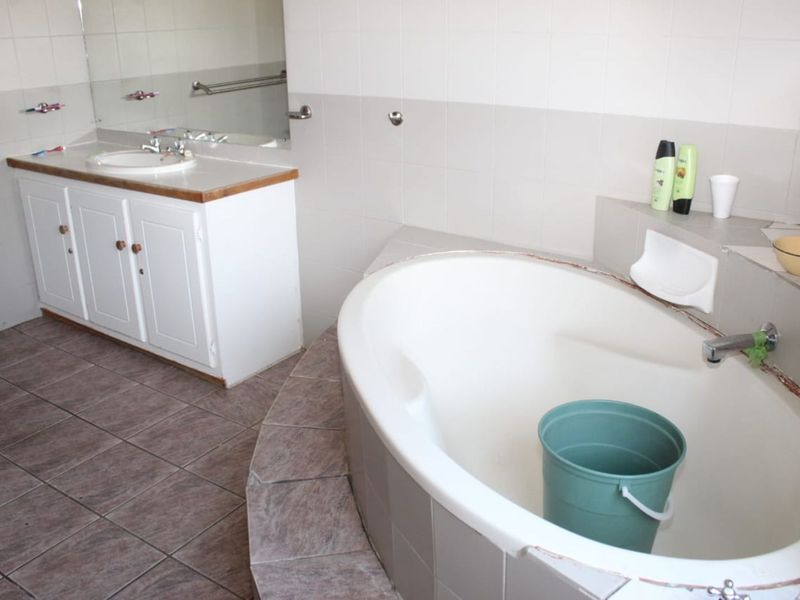 House To Rent in Christiana Central - Photo 10