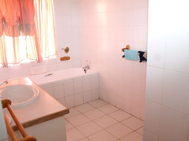 House To Rent in Christiana Central - Photo 8