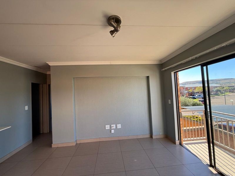 Townhouse To Rent in Pretoria West - Photo 2