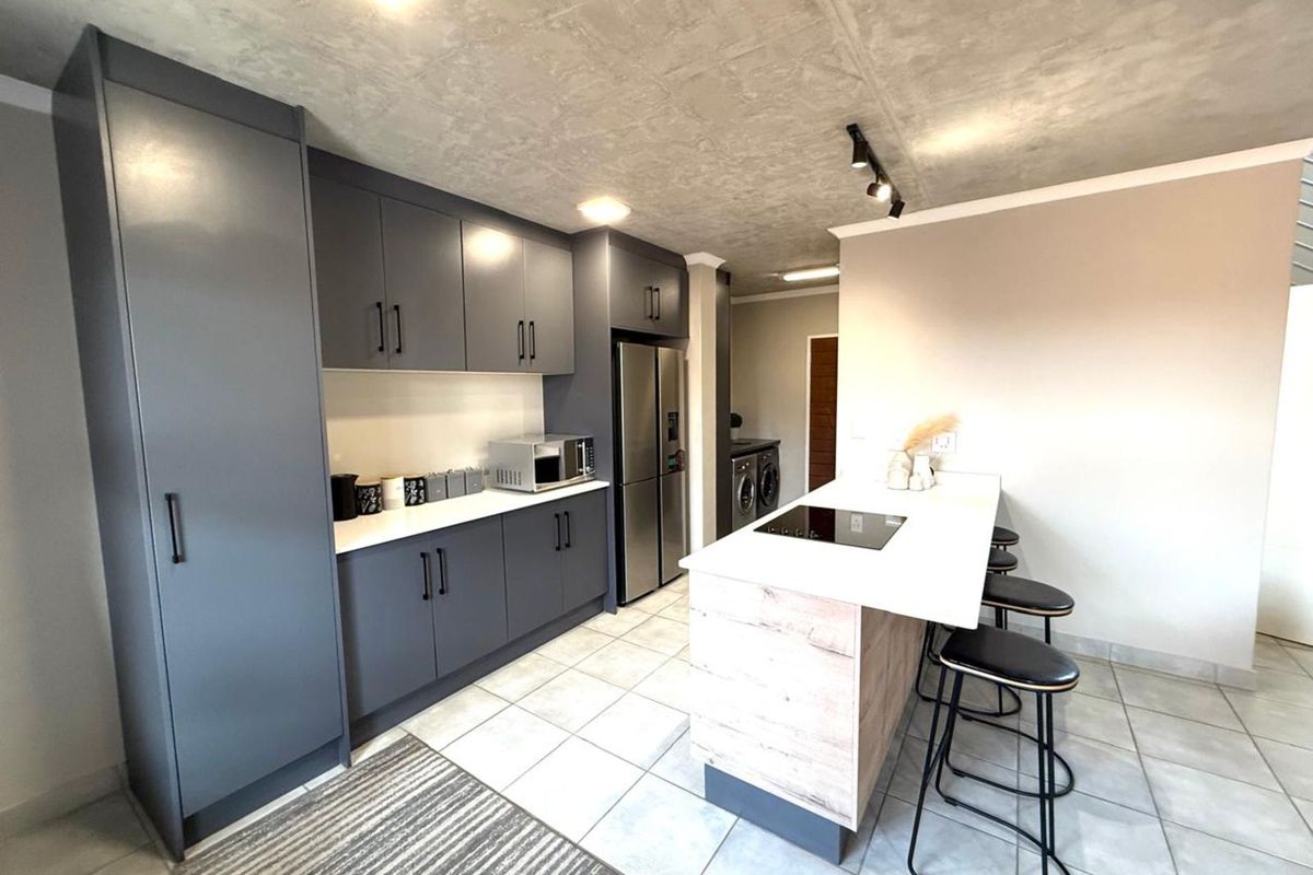 Townhouse For Sale in Montana - Photo 3
