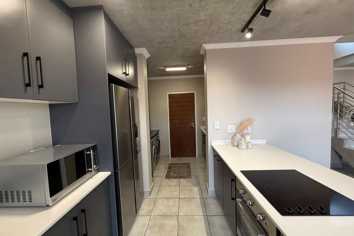 Townhouse For Sale in Montana - Photo 2
