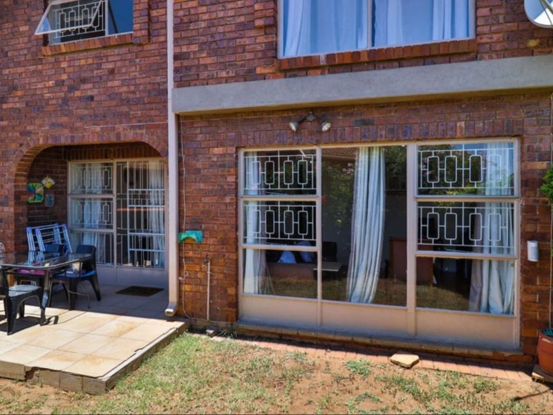 House For Sale in Corlett Gardens - Photo 4