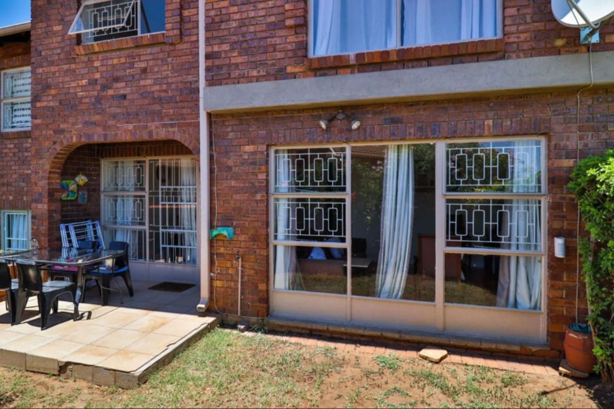 House For Sale in Corlett Gardens - Photo 4