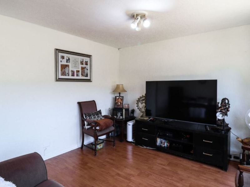House For Sale in Corlett Gardens - Photo 10