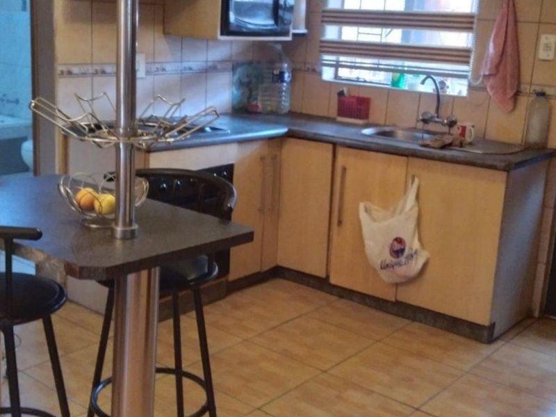 House For Sale in Atteridgeville - Photo 2