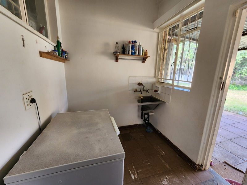 House For Sale in Cassandra - Photo 8