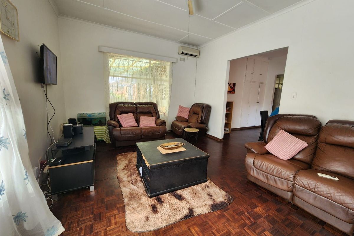 House For Sale in Cassandra - Photo 3