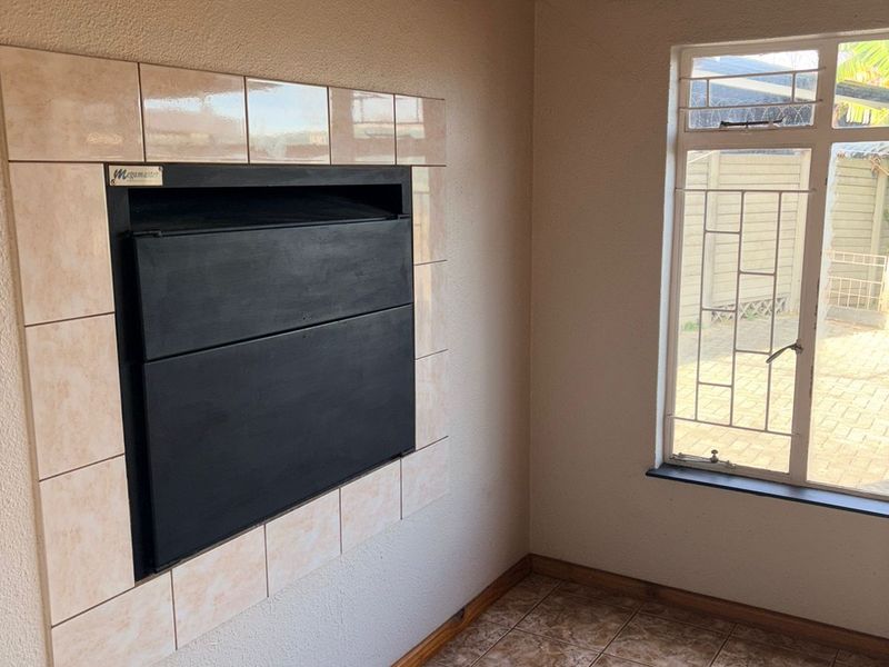 House To Rent in Secunda Central - Photo 3