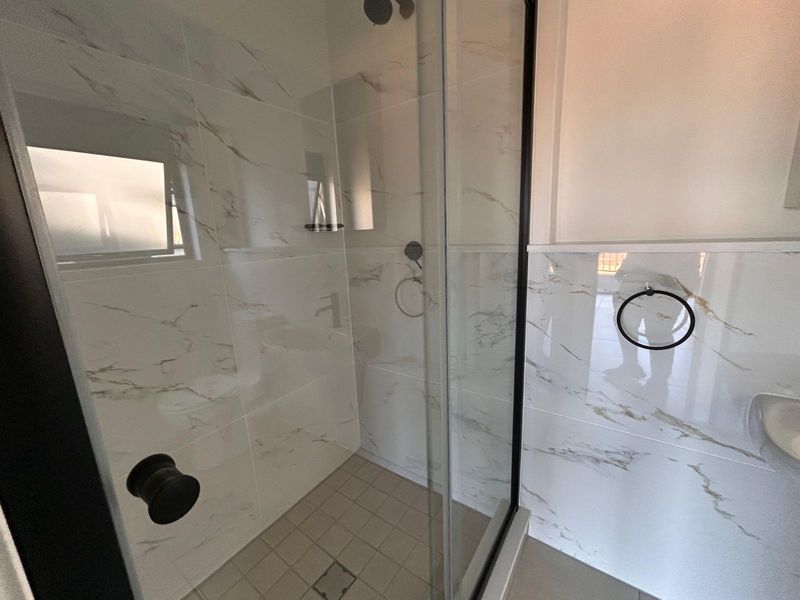 Apartment To Rent in Mooikloof - Photo 5