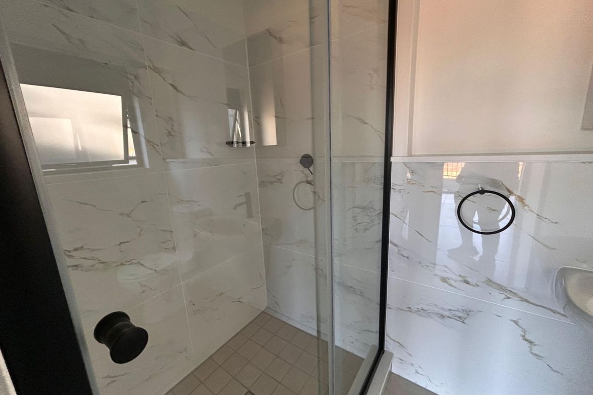 Apartment To Rent in Mooikloof - Photo 5