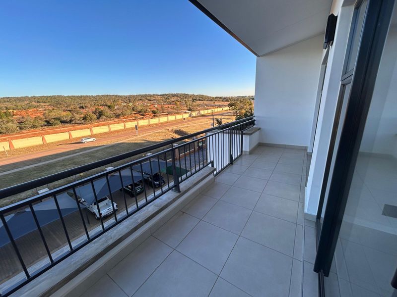 Apartment To Rent in Mooikloof - Photo 7