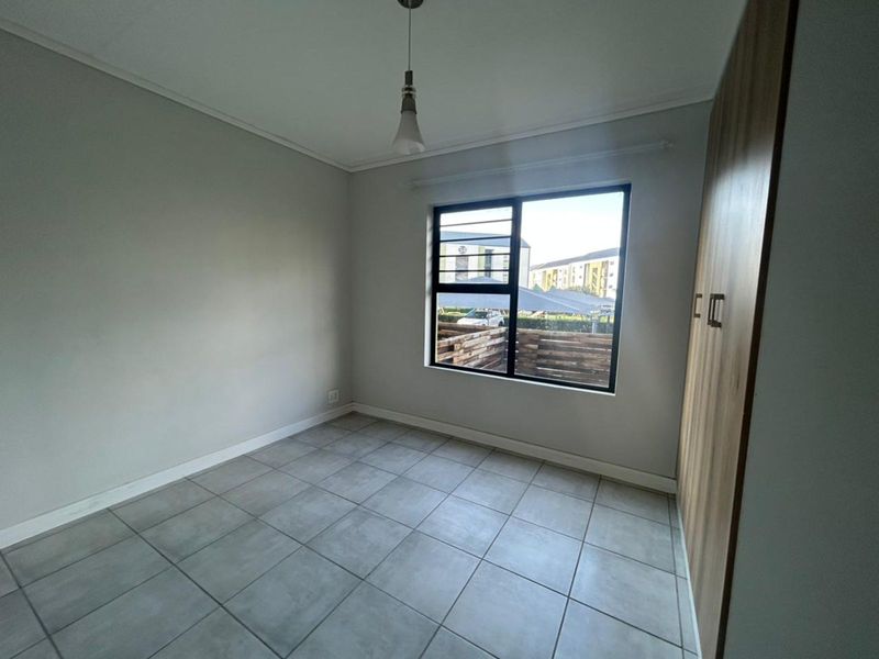 Apartment To Rent in Mooikloof - Photo 5